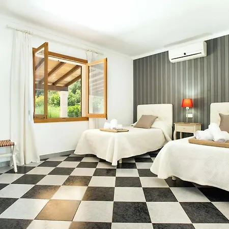 Valero - Beautiful Spacious Close To Town Hébergement de vacances *
